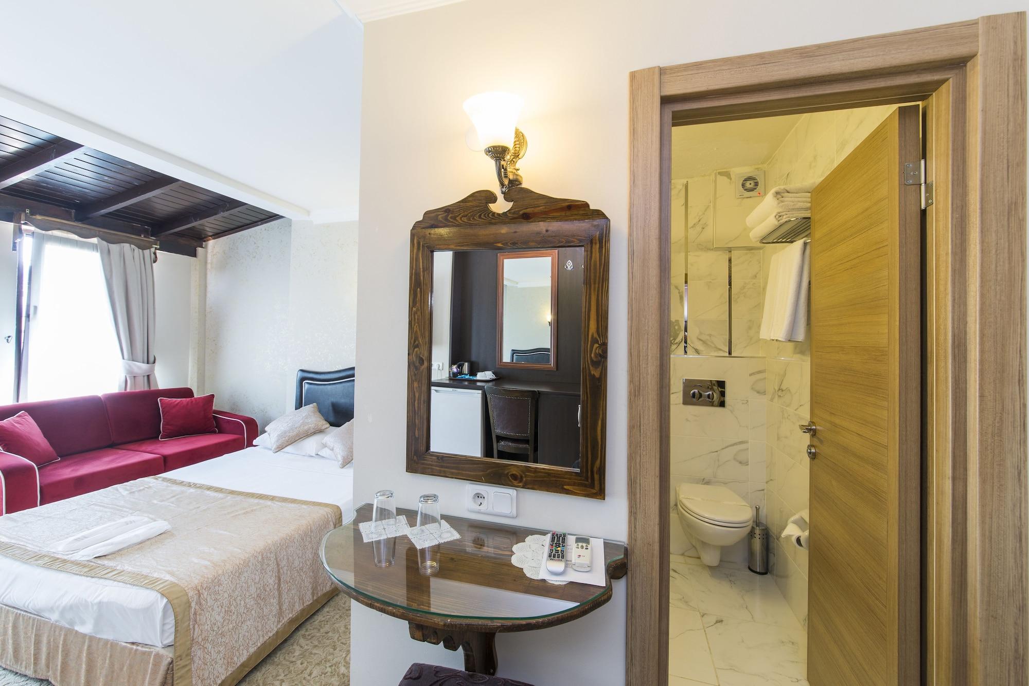 Naz Wooden House Inn Istambul Extérieur photo