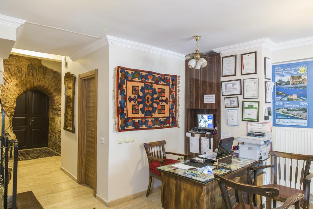 Naz Wooden House Inn Istambul Extérieur photo