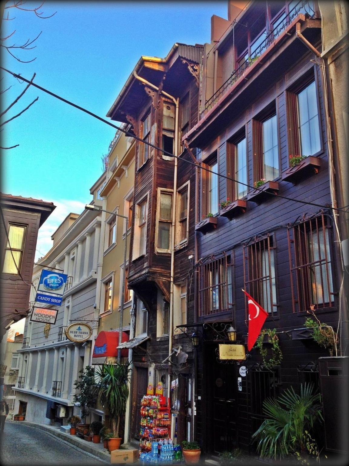 Naz Wooden House Inn Istambul Extérieur photo