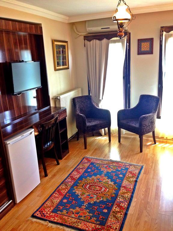 Naz Wooden House Inn Istambul Extérieur photo