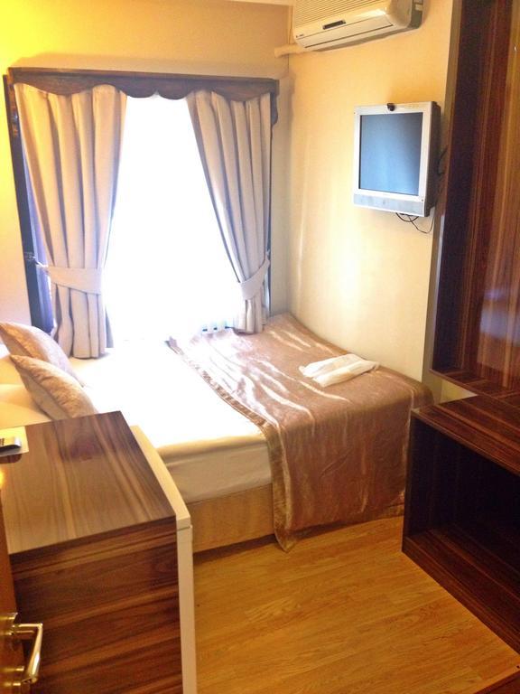 Naz Wooden House Inn Istambul Extérieur photo
