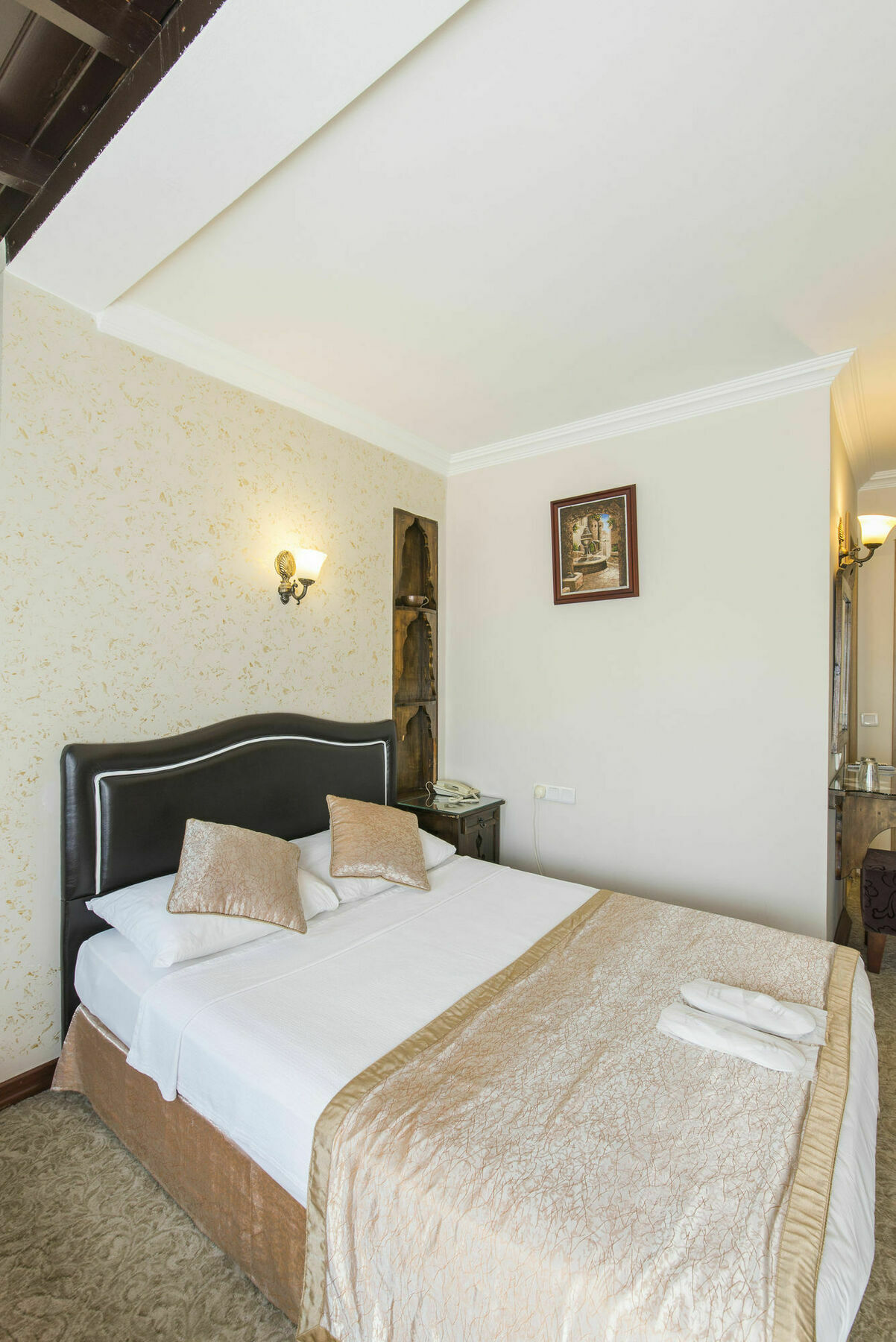 Naz Wooden House Inn Istambul Extérieur photo