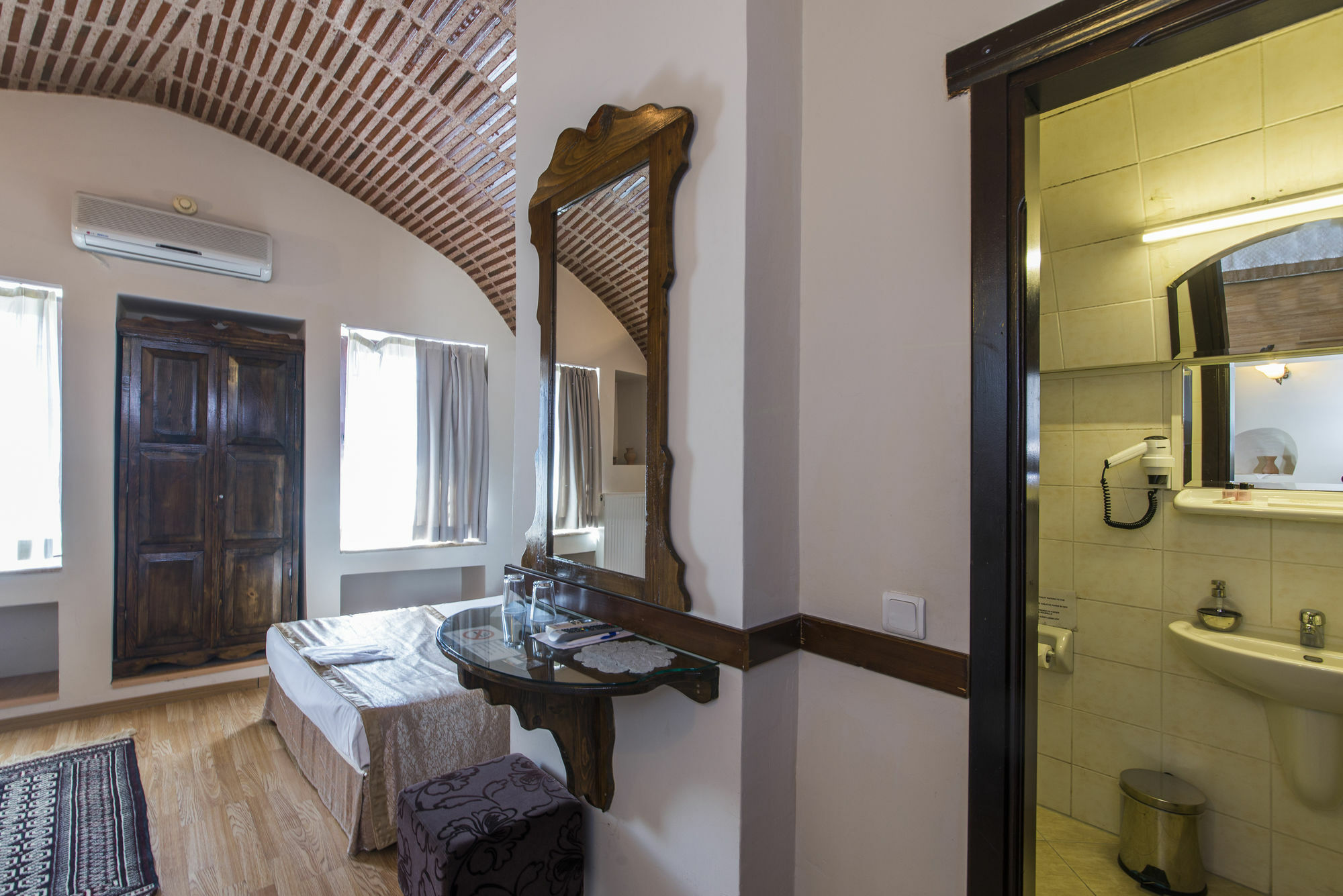 Naz Wooden House Inn Istambul Extérieur photo